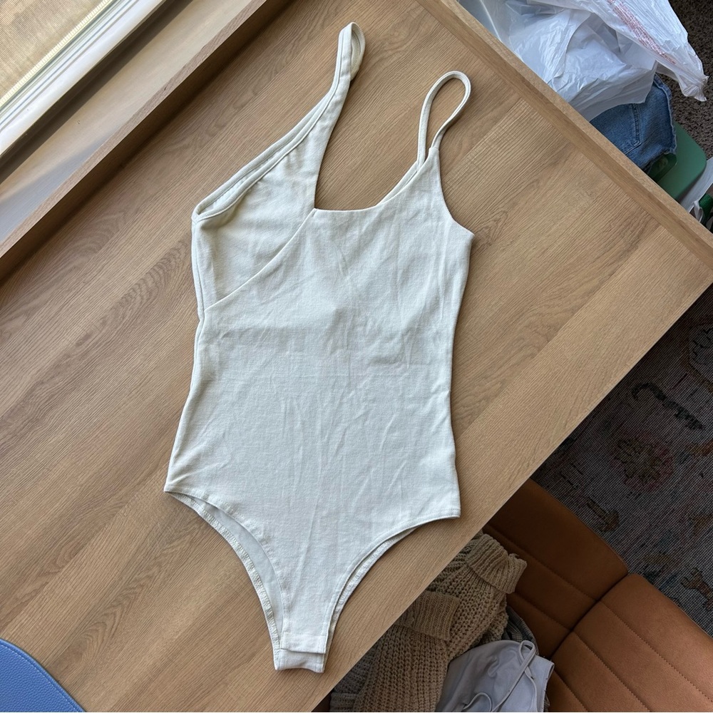 One-Shoulder Cream Bodysuit